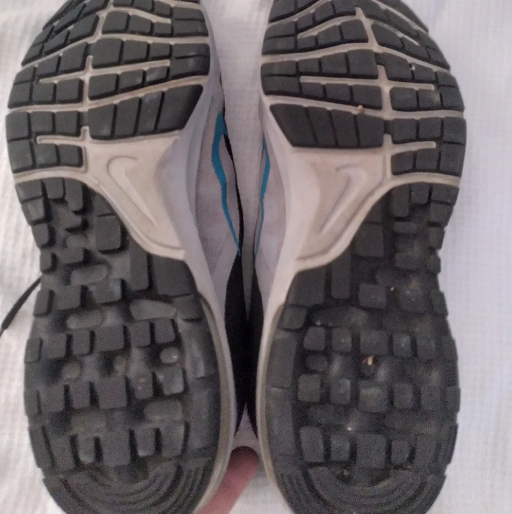 Nike men's Air Max Dynasty 2 running shoe 11.5